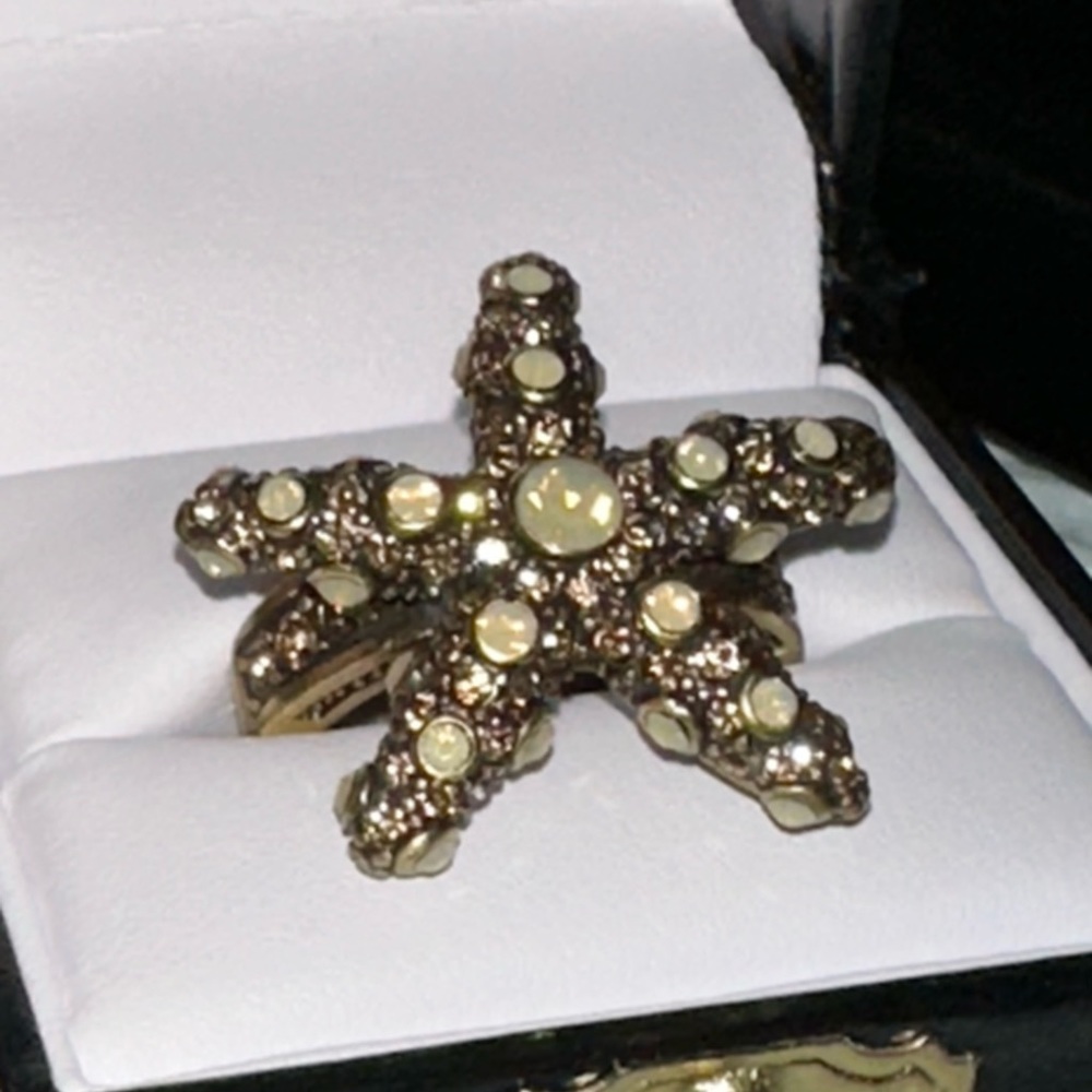 Heidi Daus Starfish Ring Sz 8